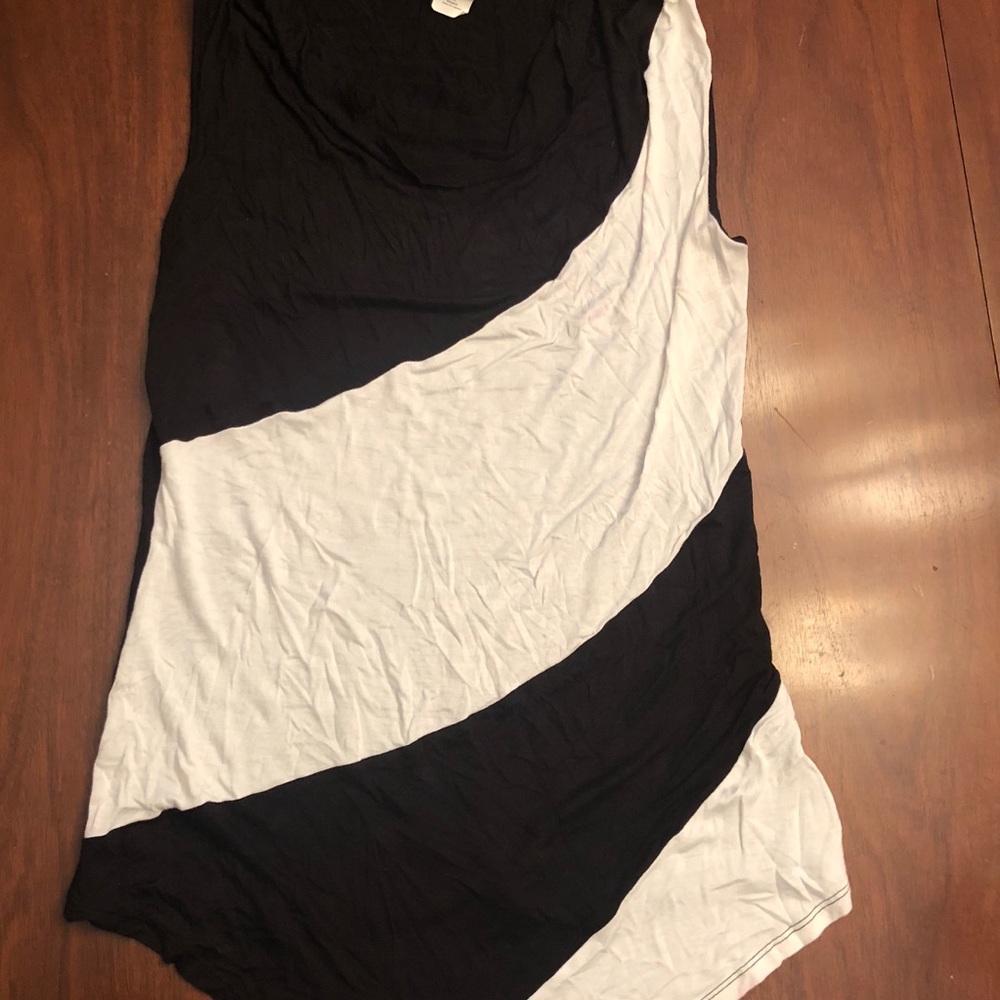 Black & white striped tank top